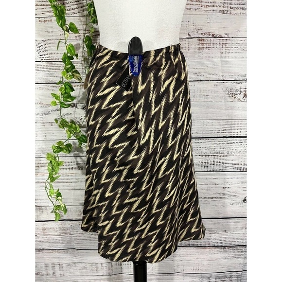 Sherry Taylor skirt size Small Brown Khaki Bias Knee A Line Church Career Casual - Picture 8 of 9